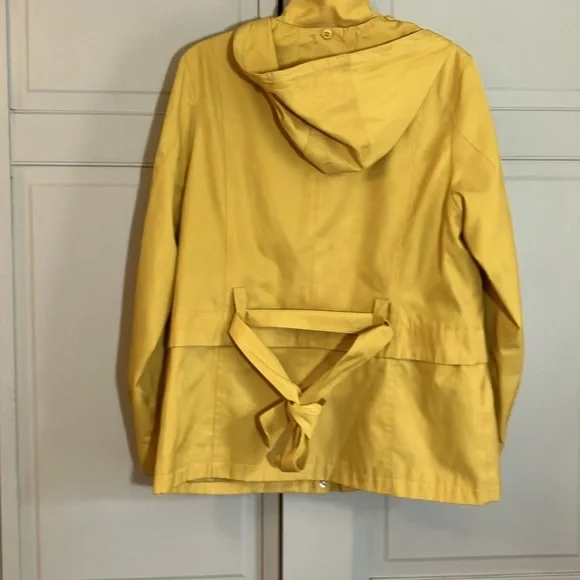 Yellow Hooded Belted Raincoat by Gallery Size Large EUC - Picture 4 of 16